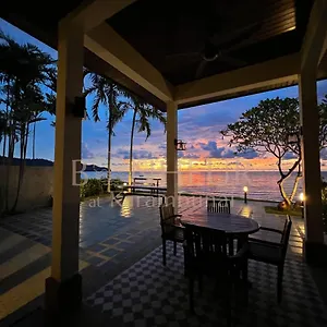 Villa Bonheur At Karambunai 